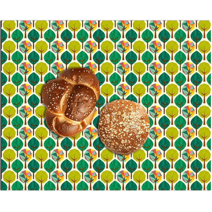 Woskowijka z naturalnego wosku pszczelego, używana do pakowania bułek i przechowywania pieczywa.