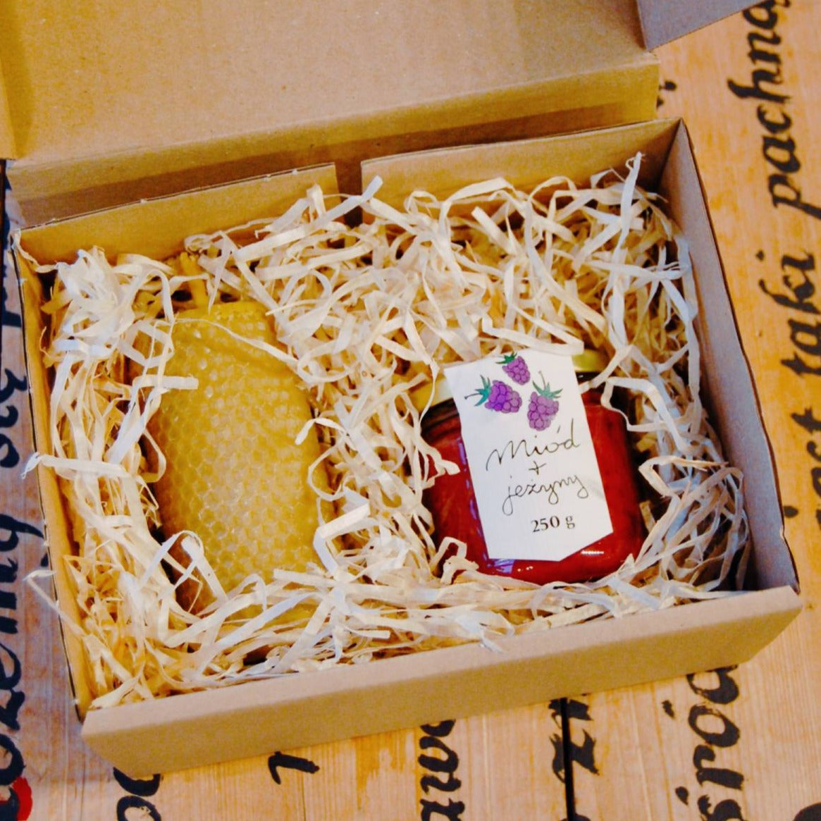 Zestaw Miód i Świeczka z Wosku - Gospodarstwo Pasieczne Leśny Dwór