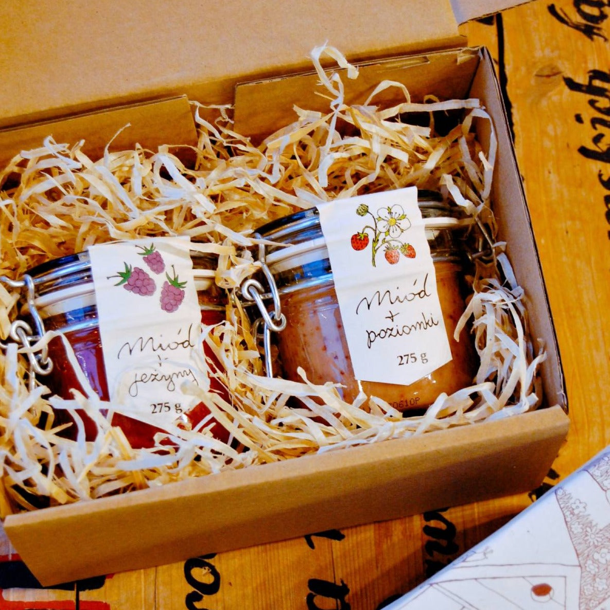 miody owocowe na prezent